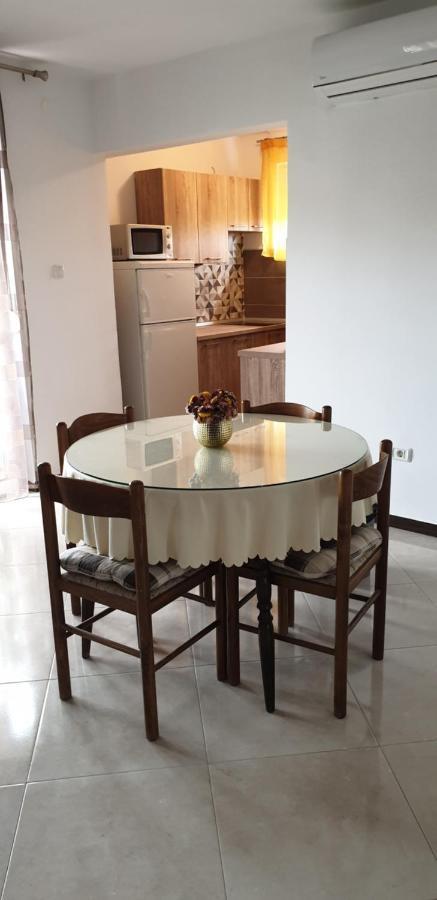 Apartman Lena Pula Zewnętrze zdjęcie