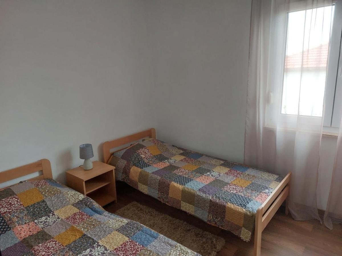 Apartman Lena Pula Zewnętrze zdjęcie