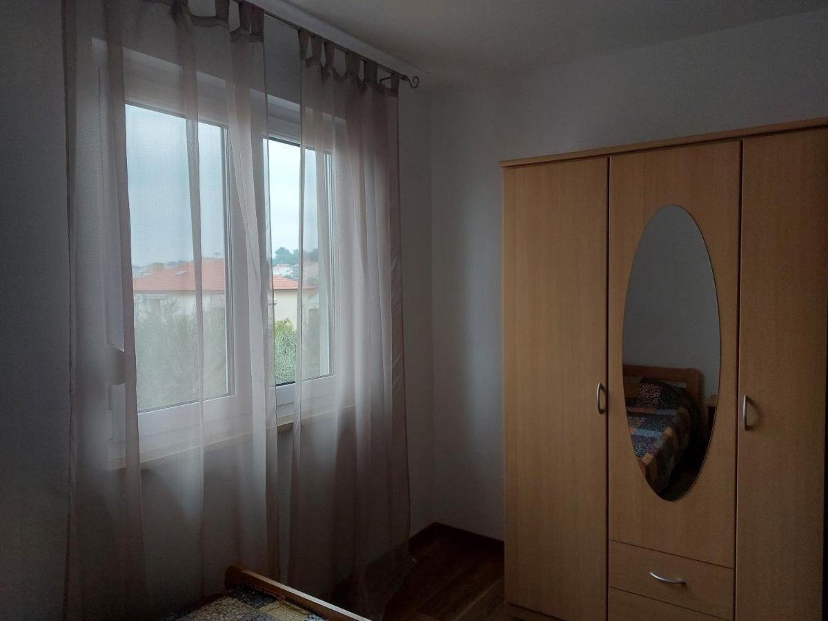 Apartman Lena Pula Zewnętrze zdjęcie